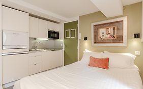 Parisian Home L Bellan